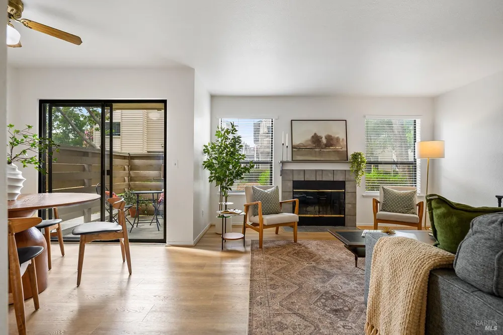425 Mission Boulevard Santa Rosa, CA 95409