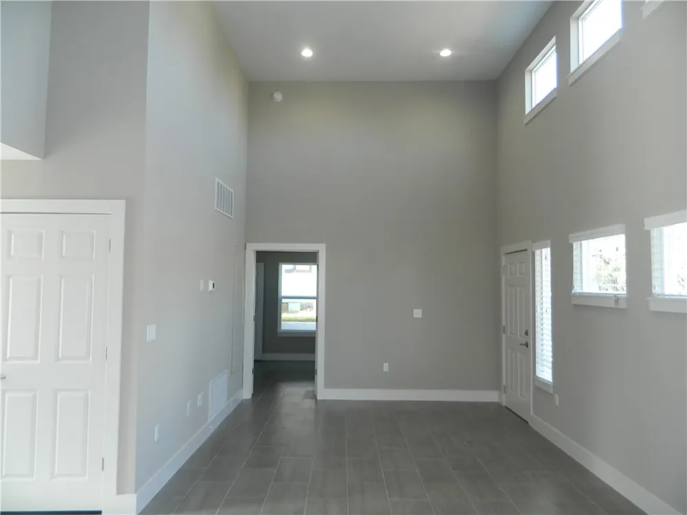 4401 Hank Avenue #B Austin, TX 78745