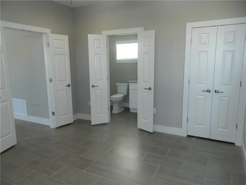 4401 Hank Avenue #B Austin, TX 78745