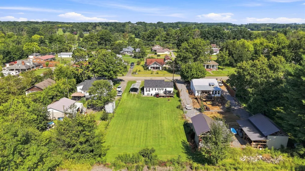 301 W Main Street Niota, TN 37826