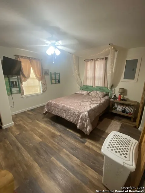 2215 county road 389 Camp Wood, TX 78833