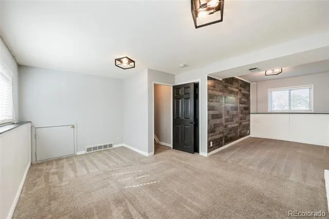 4702 S Dudley Street Littleton, CO 80123