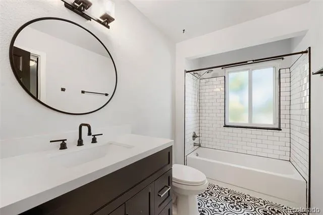 4702 S Dudley Street Littleton, CO 80123
