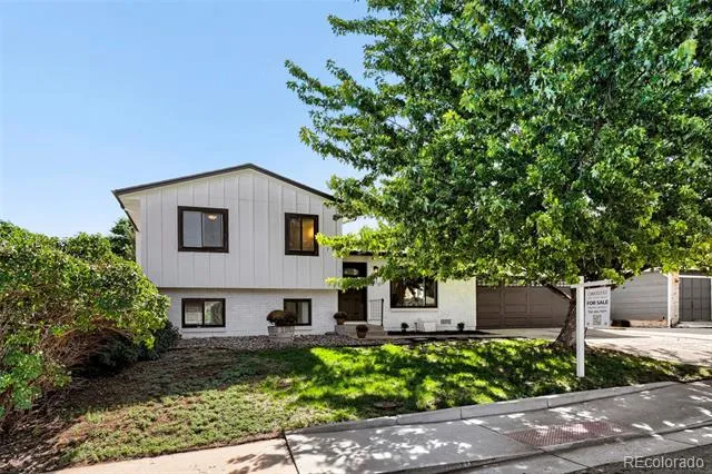 4702 S Dudley Street Littleton, CO 80123