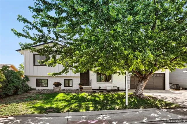 4702 S Dudley Street Littleton, CO 80123