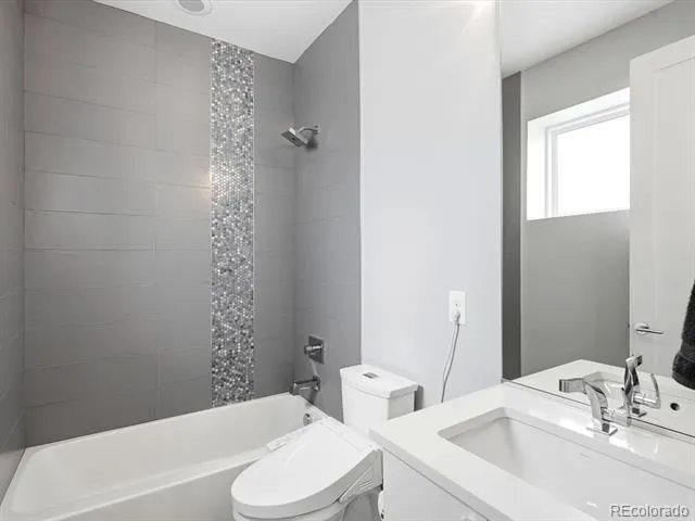 3424 W 18 AVENUE Denver, CO 80204