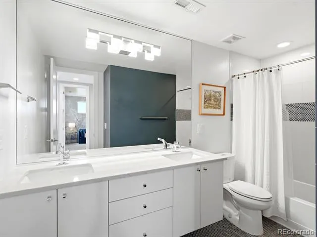 3424 W 18 AVENUE Denver, CO 80204