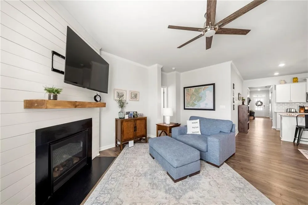 83 Fernbrook Trail Dawsonville, GA 30534