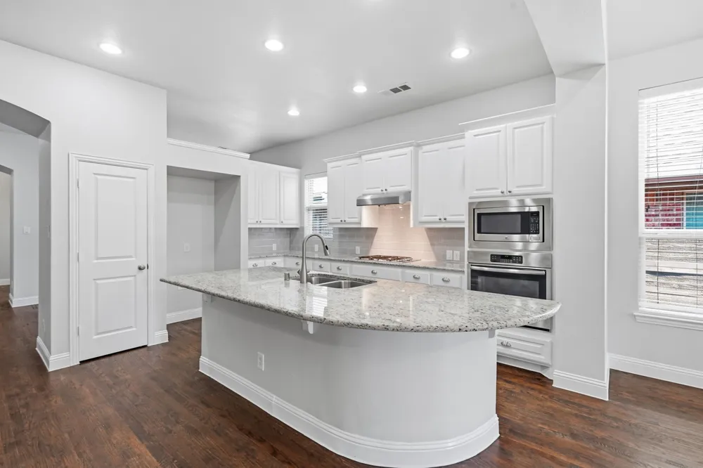 1529 8th Street Argyle, TX 76226