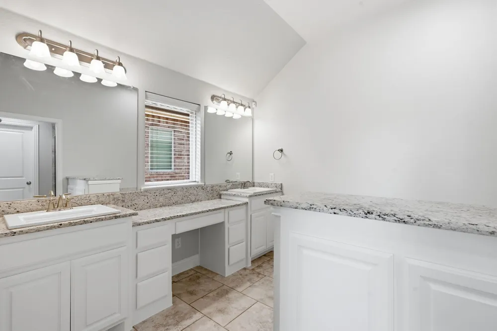 1529 8th Street Argyle, TX 76226