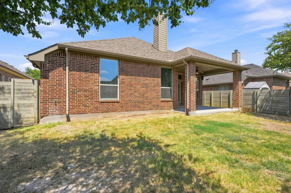 1529 8th Street Argyle, TX 76226