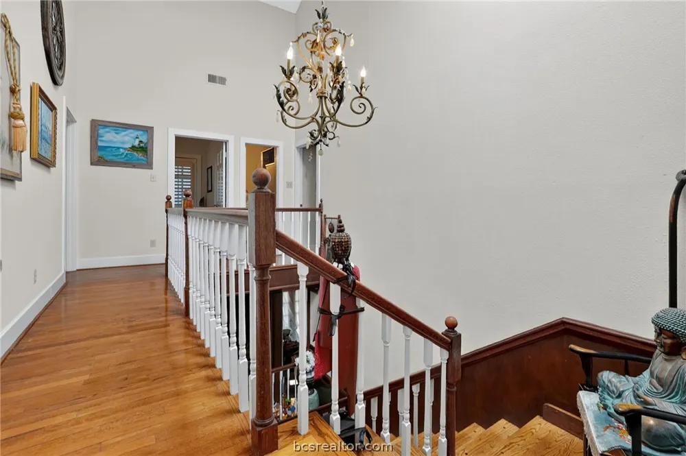 2349 W Briargate Drive Bryan, TX 77802
