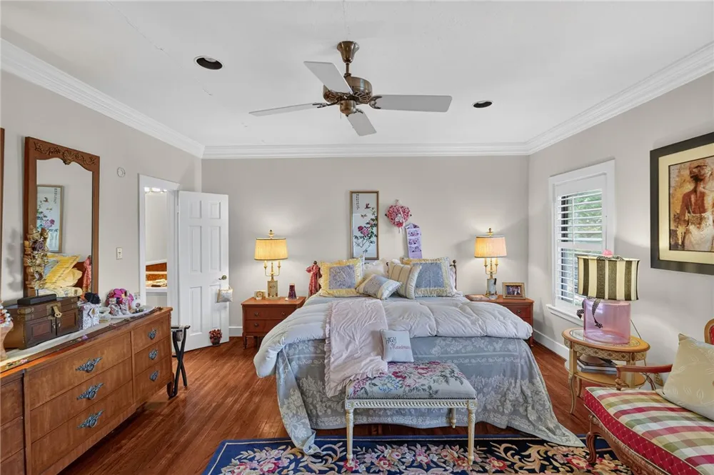 2349 W Briargate Drive Bryan, TX 77802