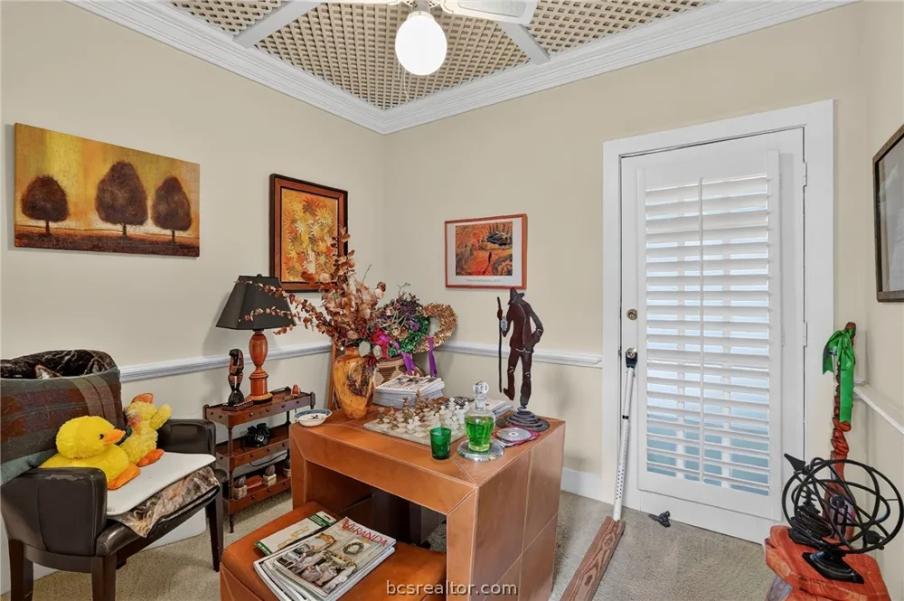 2349 W Briargate Drive Bryan, TX 77802