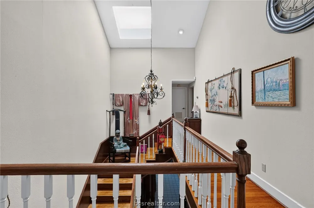 2349 W Briargate Drive Bryan, TX 77802