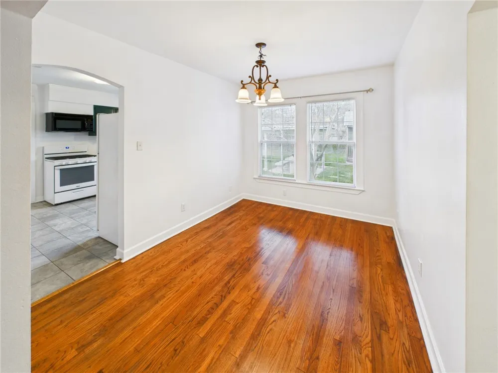 1206 E 30th Street Bryan, TX 77802