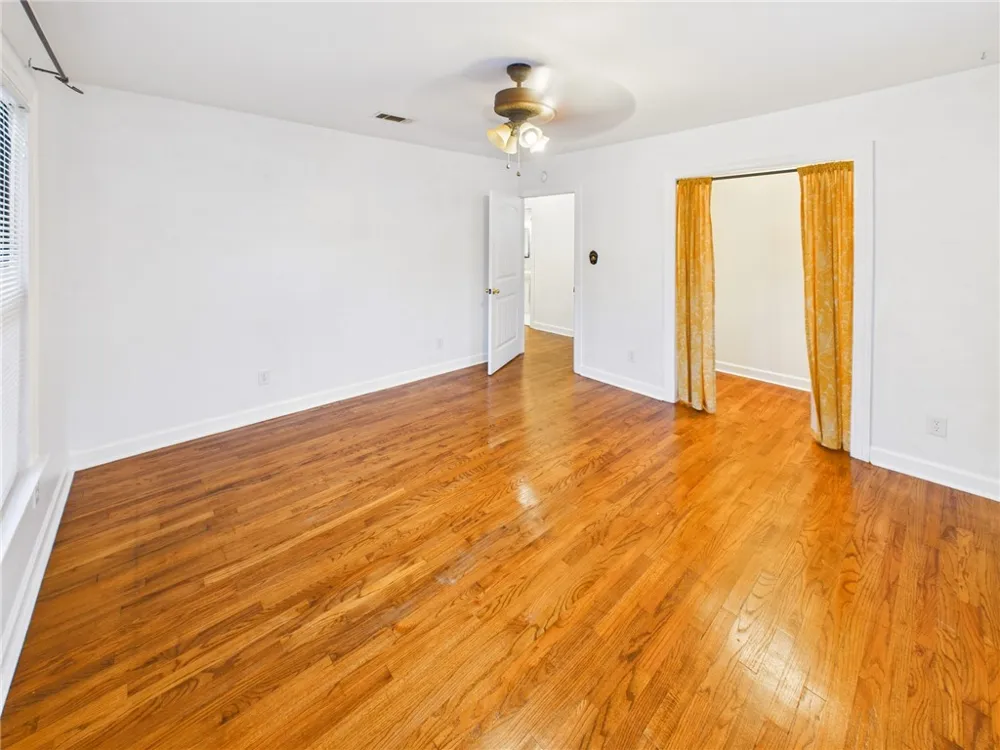 1206 E 30th Street Bryan, TX 77802