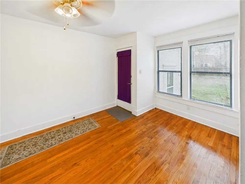 1206 E 30th Street Bryan, TX 77802