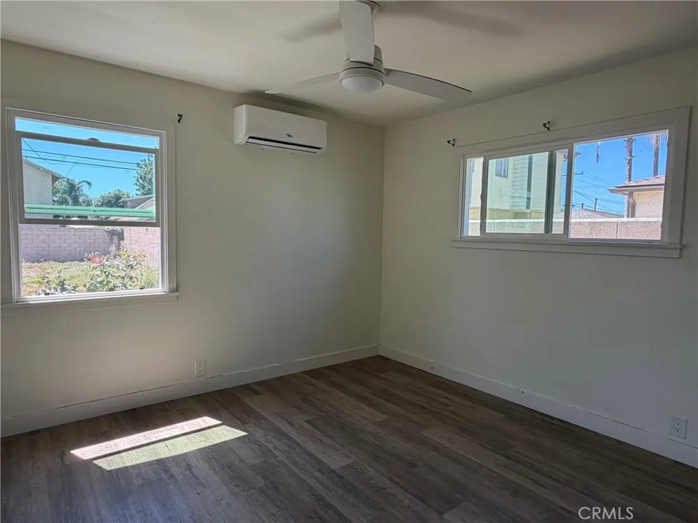 7802 12th Westminster, CA 92683