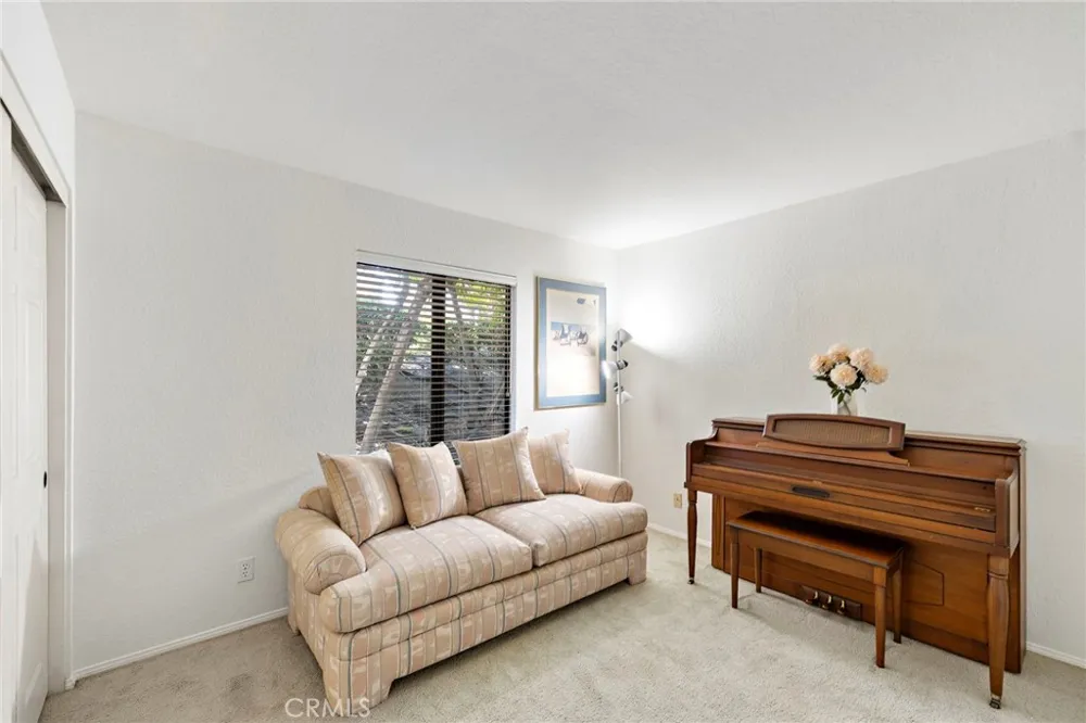 27802 Gleneagles Mission Viejo, CA 92692