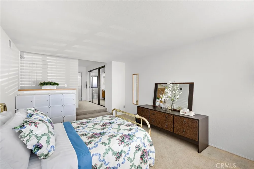 27802 Gleneagles Mission Viejo, CA 92692