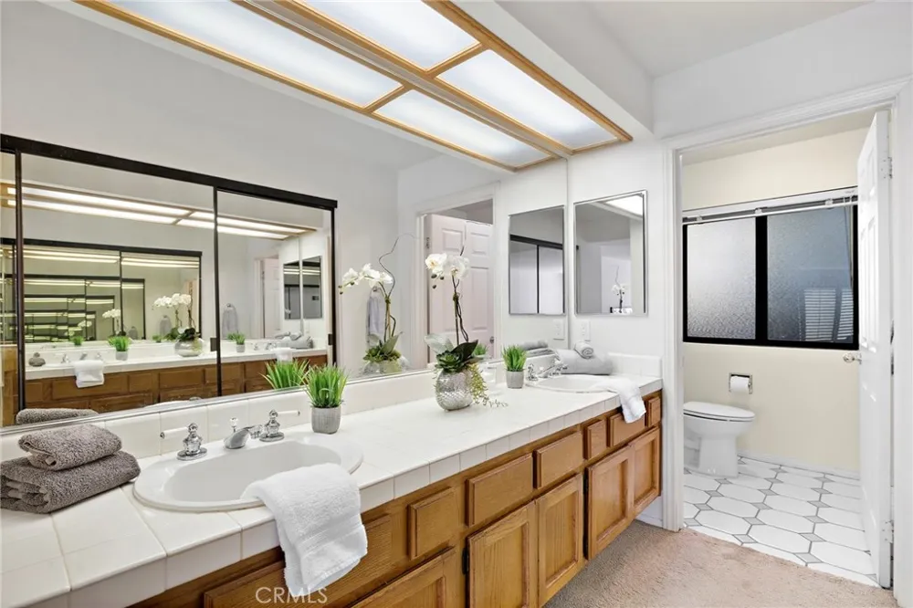 27802 Gleneagles Mission Viejo, CA 92692