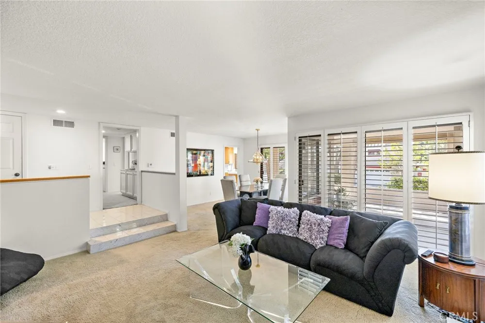 27802 Gleneagles Mission Viejo, CA 92692