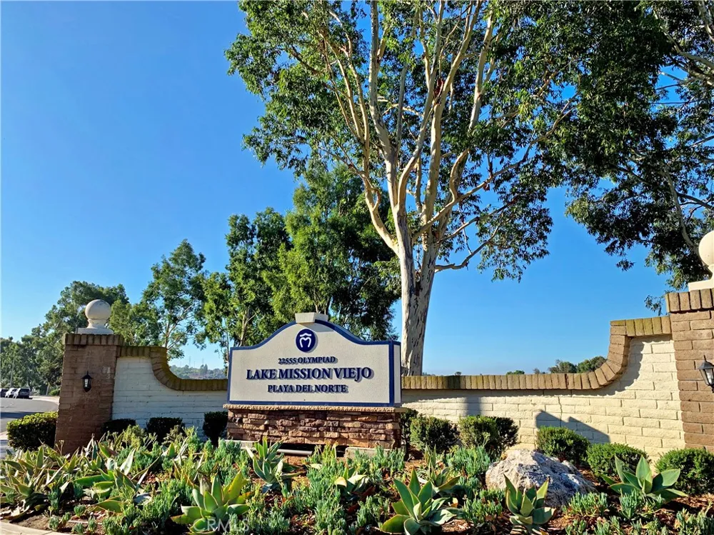 27802 Gleneagles Mission Viejo, CA 92692