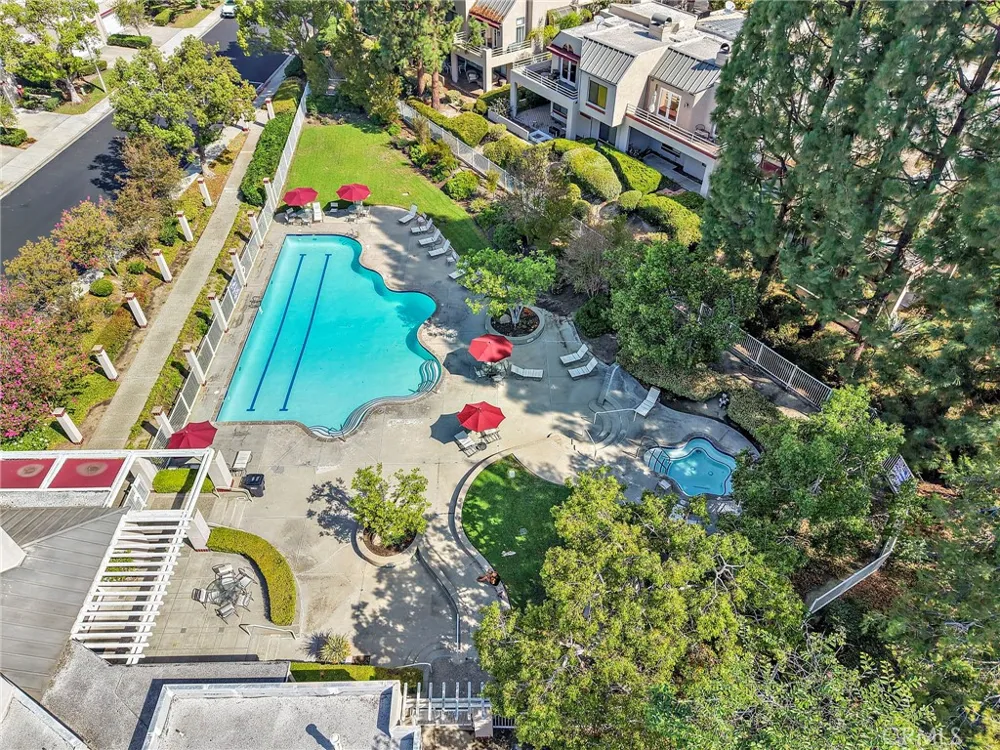 27802 Gleneagles Mission Viejo, CA 92692