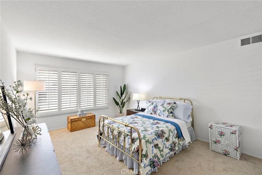 27802 Gleneagles Mission Viejo, CA 92692