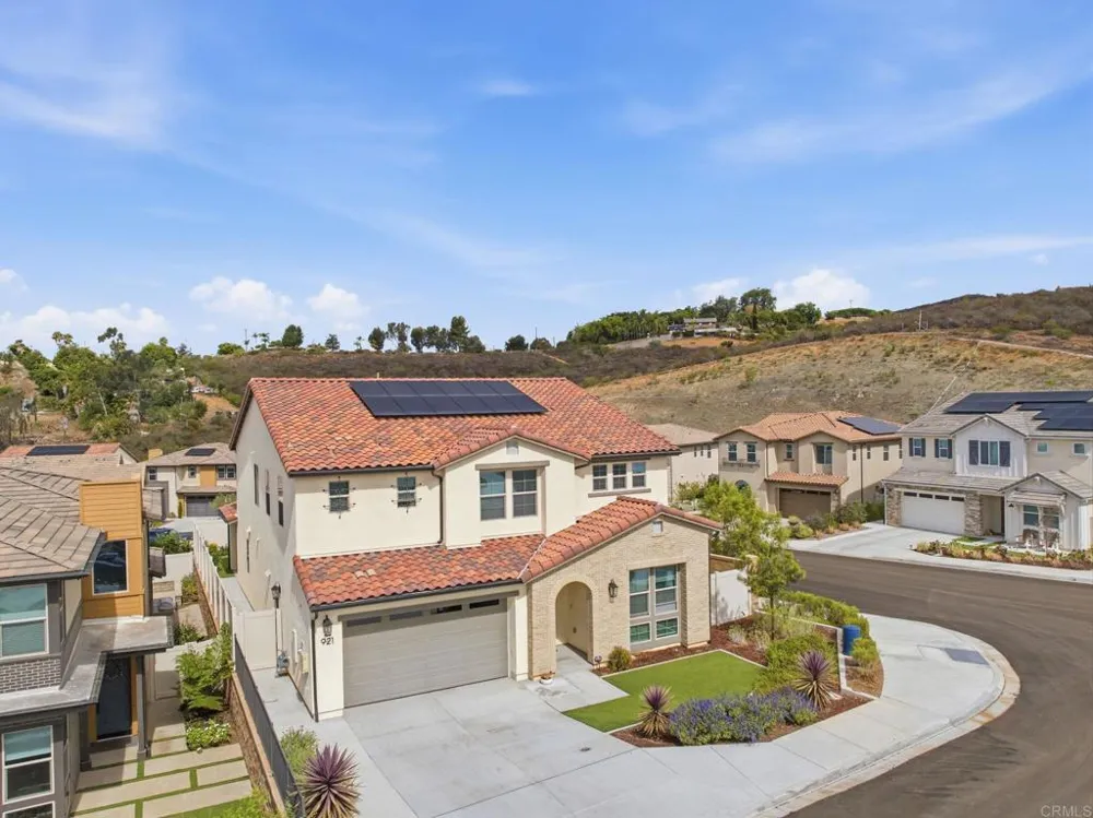921 Cayley Avenue San Marcos, CA 92069