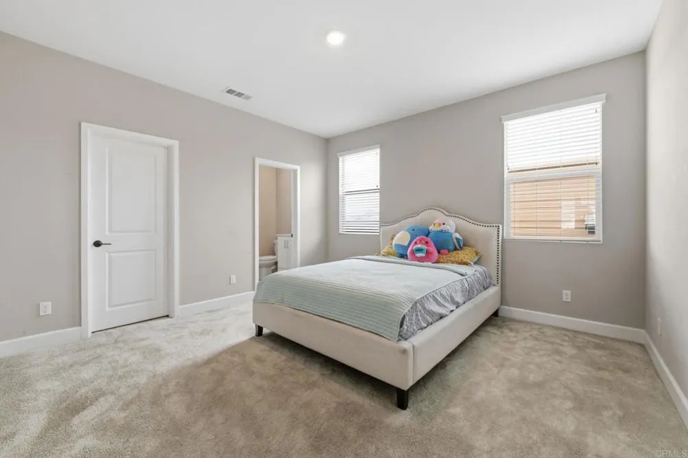 921 Cayley Avenue San Marcos, CA 92069