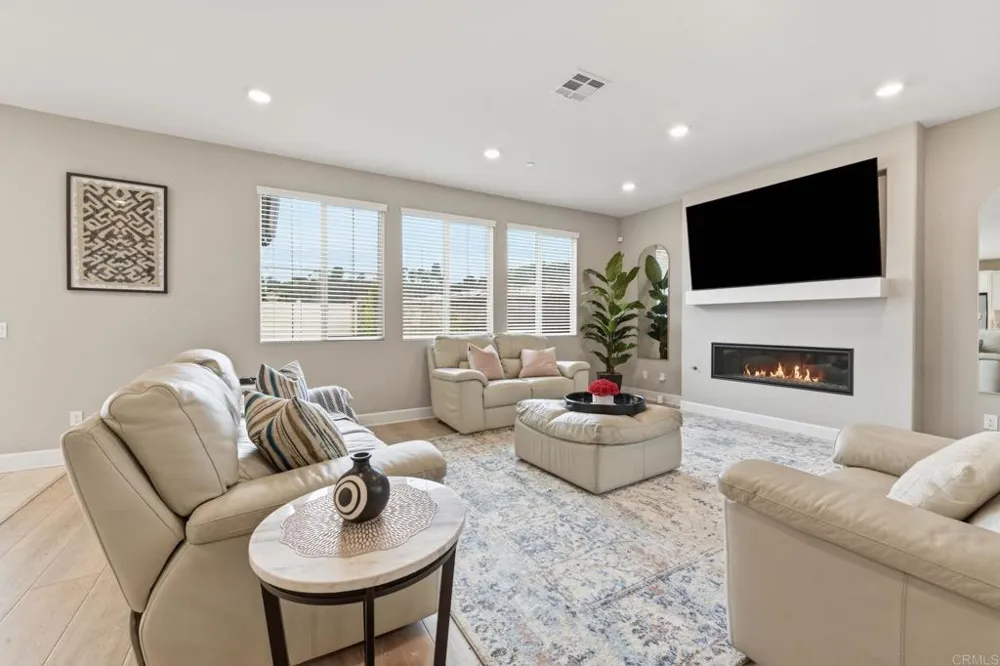 921 Cayley Avenue San Marcos, CA 92069