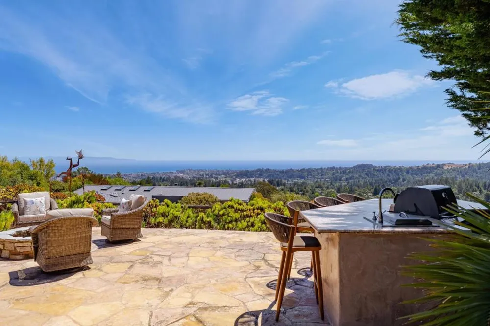 16 Kite Hill Road Santa Cruz, CA 95060