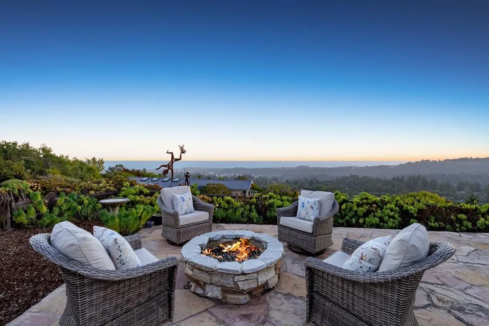 16 Kite Hill Road Santa Cruz, CA 95060
