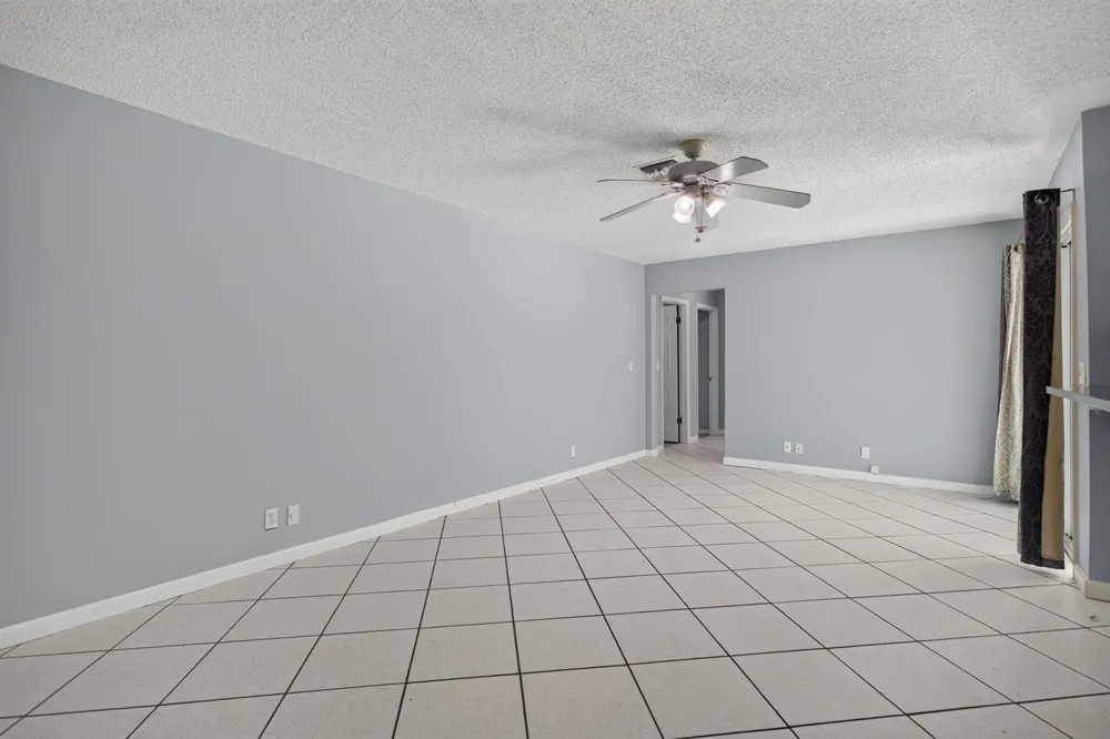 3731 NW 99th Avenue Coral Springs, FL 33065