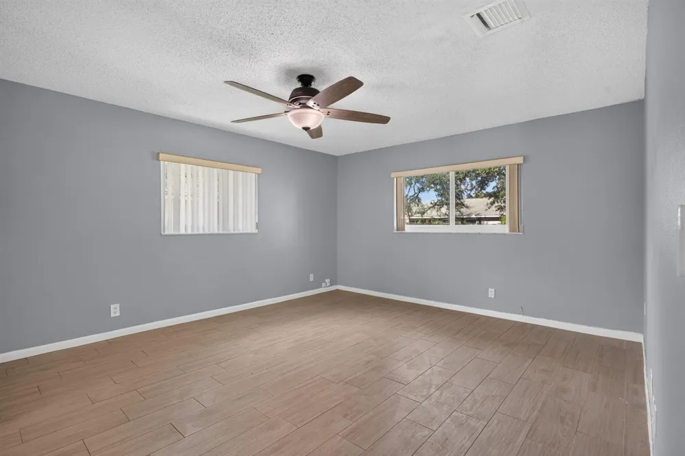 3731 NW 99th Avenue Coral Springs, FL 33065
