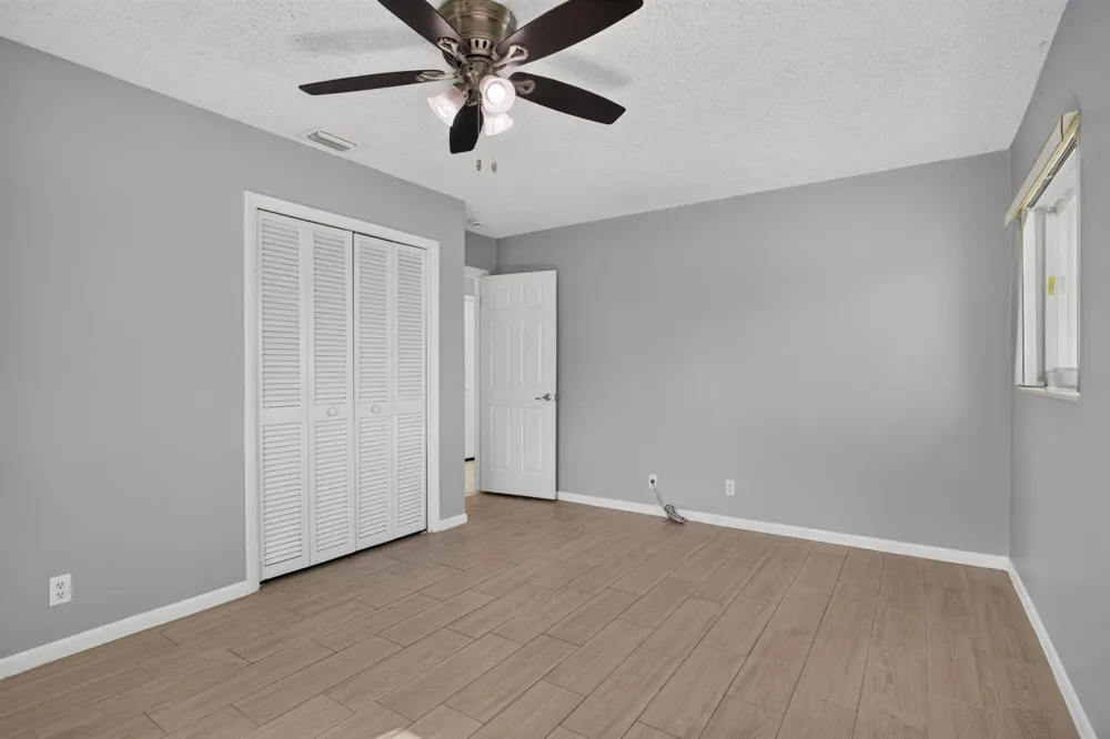 3731 NW 99th Avenue Coral Springs, FL 33065