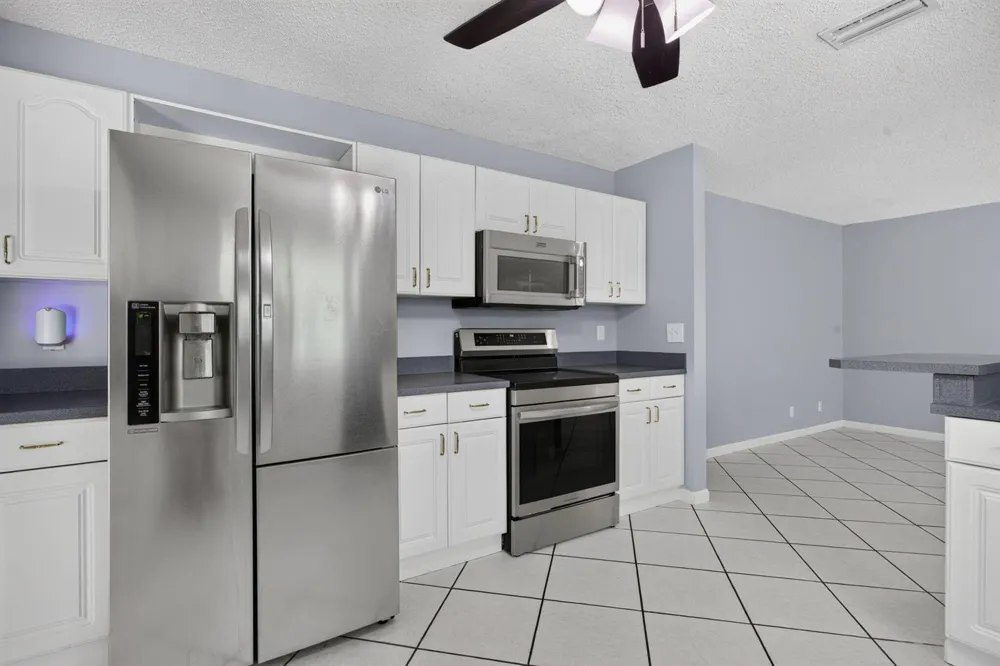 3731 NW 99th Avenue Coral Springs, FL 33065