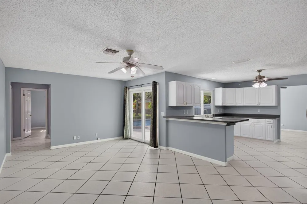 3731 NW 99th Avenue Coral Springs, FL 33065