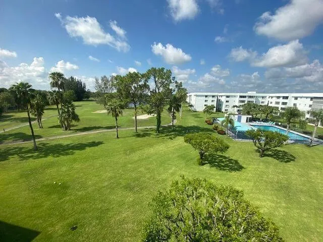 6698 10th Ave Avenue #116 Lake Worth, FL 33467
