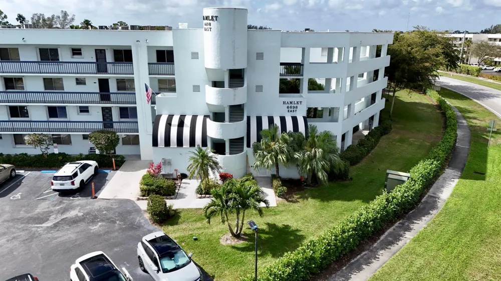 6698 10th Ave Avenue #116 Lake Worth, FL 33467