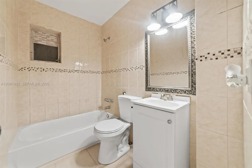 1710 NE 142nd St #1710 North Miami, FL 33181