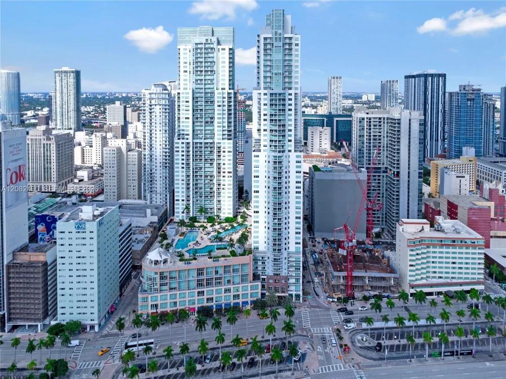 253 NE 2nd St #314 Miami, FL 33132