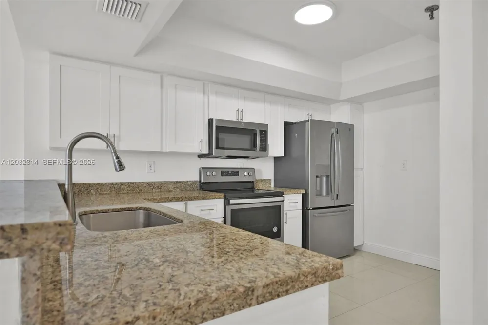 520 Brickell Key Dr #A1007 Miami, FL 33131