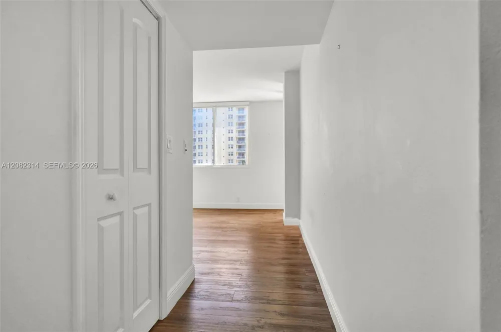 520 Brickell Key Dr #A1007 Miami, FL 33131