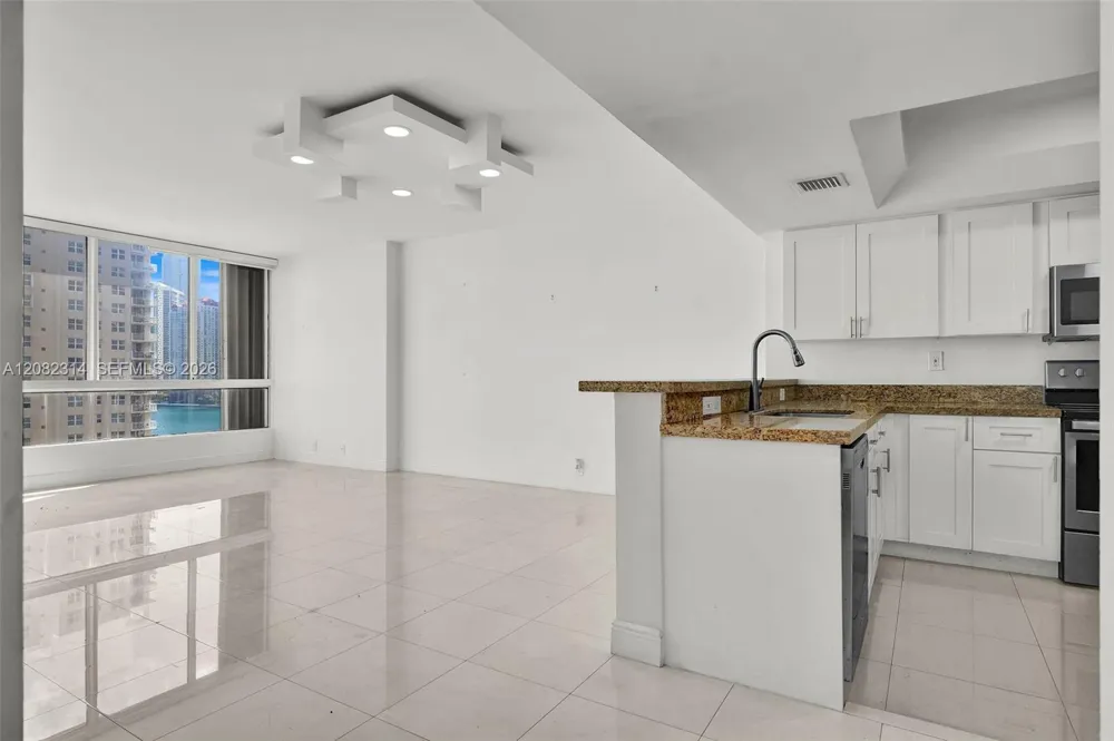 520 Brickell Key Dr #A1007 Miami, FL 33131