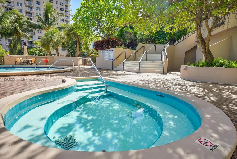 520 Brickell Key Dr #A1007 Miami, FL 33131