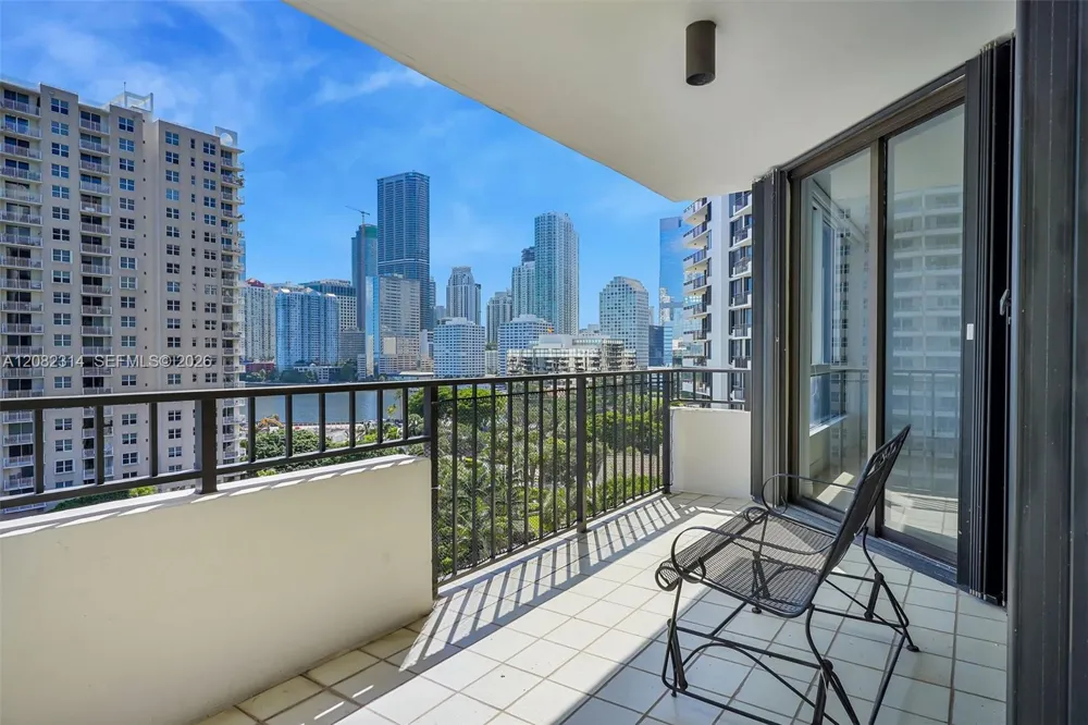 520 Brickell Key Dr #A1007 Miami, FL 33131