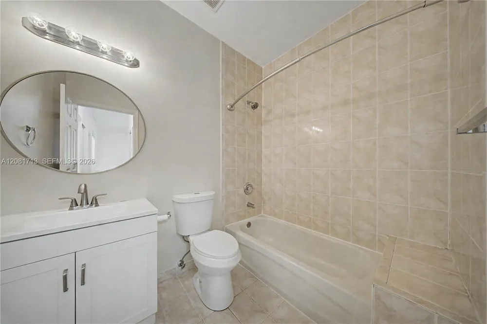 2630 NE 3rd Dr #202 Homestead, FL 33033
